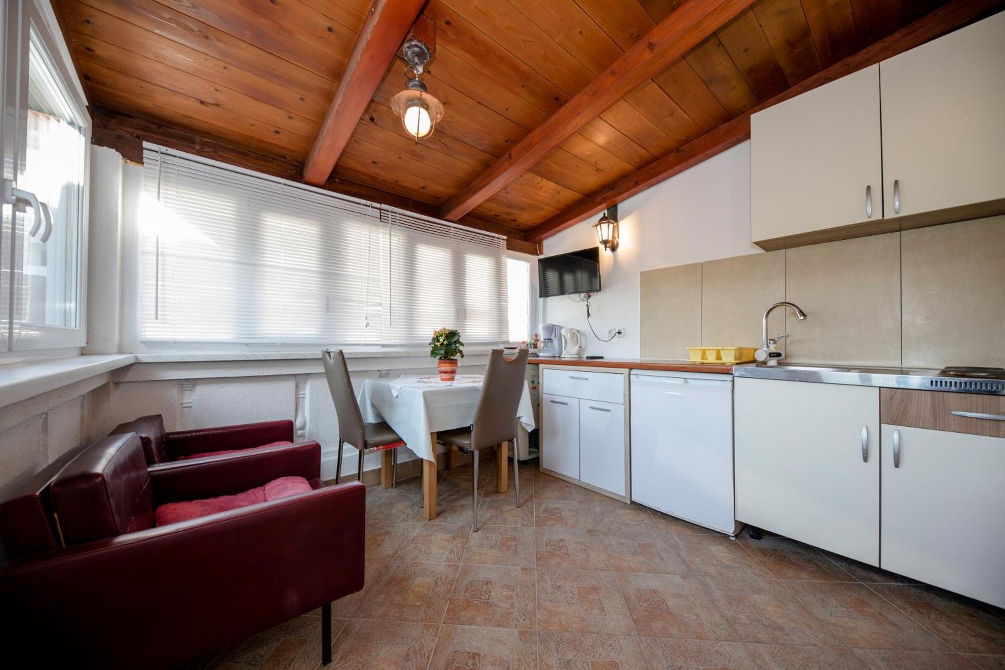 Apartment Kazo *